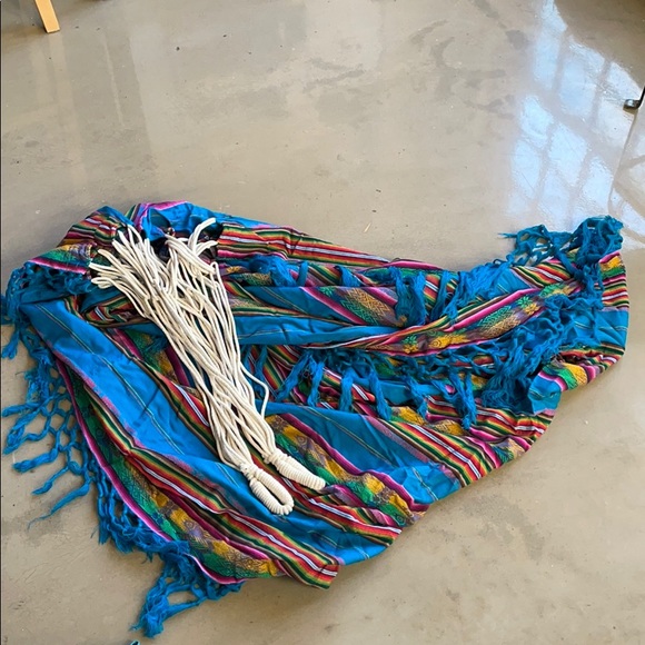 Handwoven hammock made in Ecuador - Picture 4 of 7